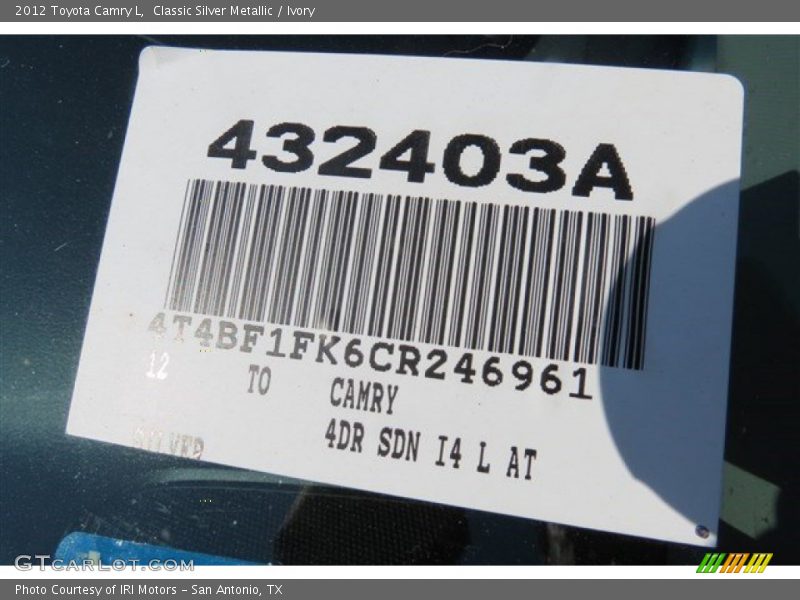 Classic Silver Metallic / Ivory 2012 Toyota Camry L