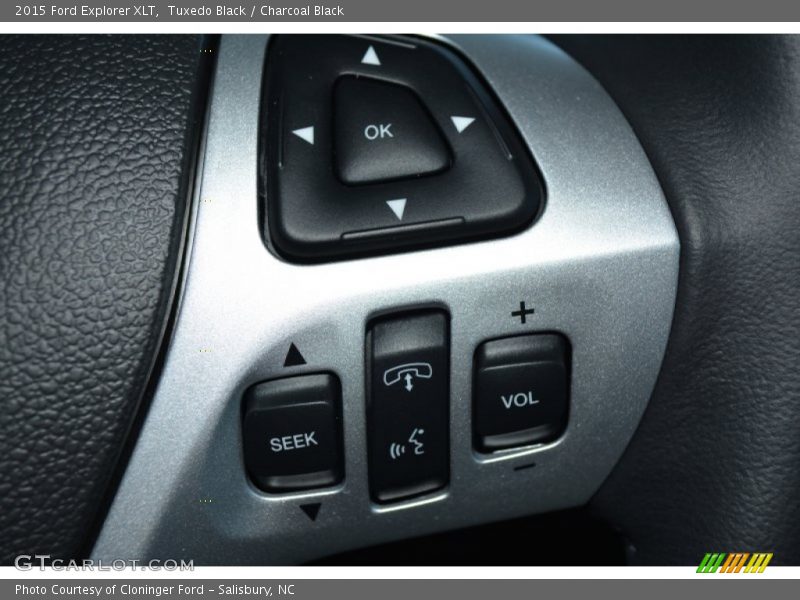 Tuxedo Black / Charcoal Black 2015 Ford Explorer XLT