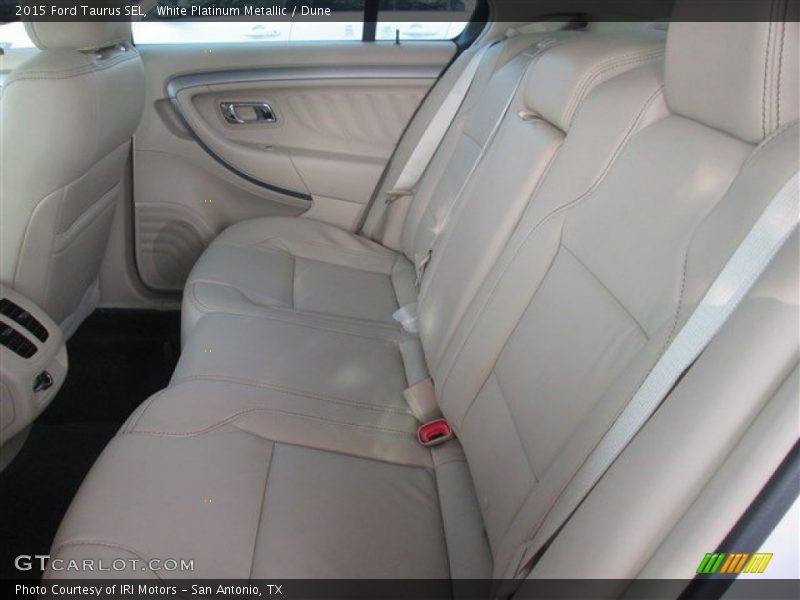 White Platinum Metallic / Dune 2015 Ford Taurus SEL