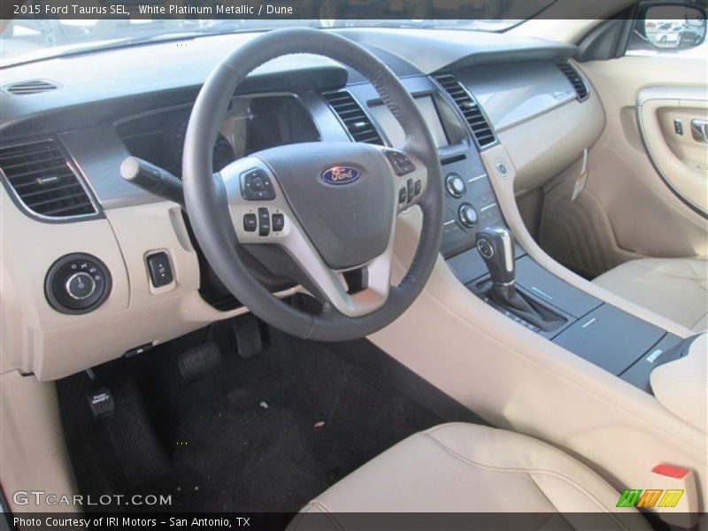 White Platinum Metallic / Dune 2015 Ford Taurus SEL