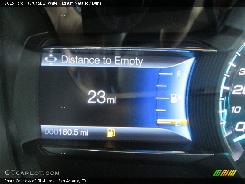 White Platinum Metallic / Dune 2015 Ford Taurus SEL