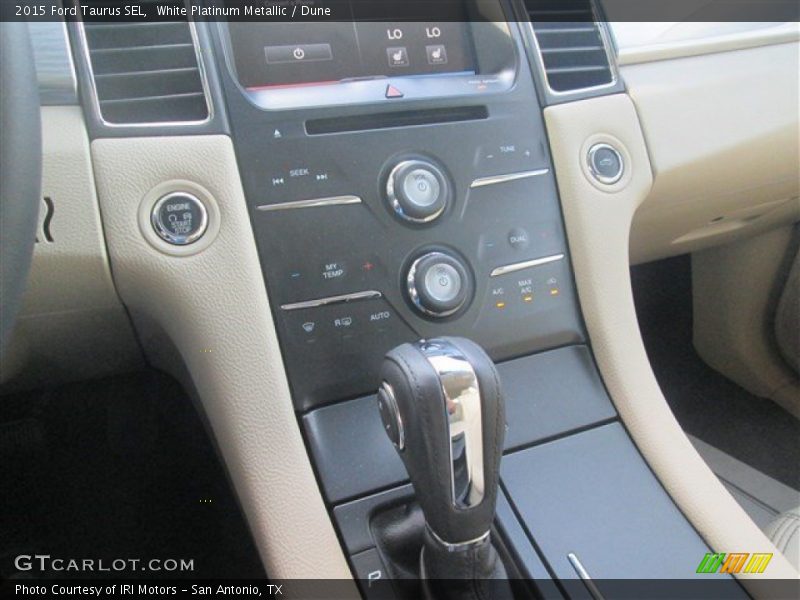 White Platinum Metallic / Dune 2015 Ford Taurus SEL