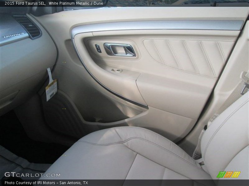 White Platinum Metallic / Dune 2015 Ford Taurus SEL