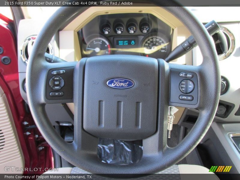  2015 F350 Super Duty XLT Crew Cab 4x4 DRW Steering Wheel