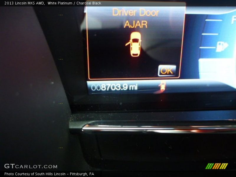 White Platinum / Charcoal Black 2013 Lincoln MKS AWD