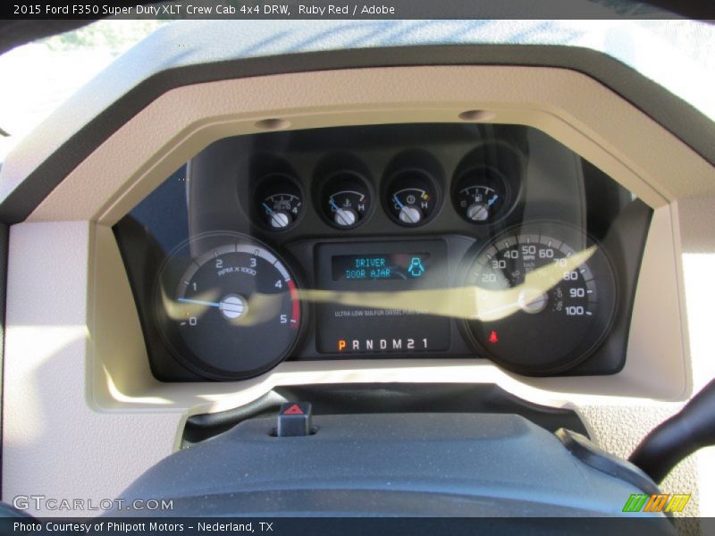  2015 F350 Super Duty XLT Crew Cab 4x4 DRW XLT Crew Cab 4x4 DRW Gauges
