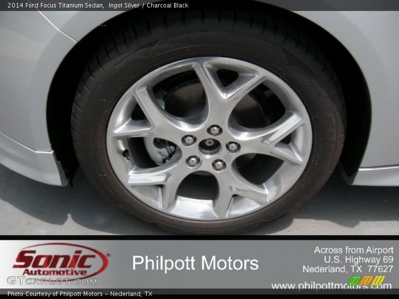 Ingot Silver / Charcoal Black 2014 Ford Focus Titanium Sedan