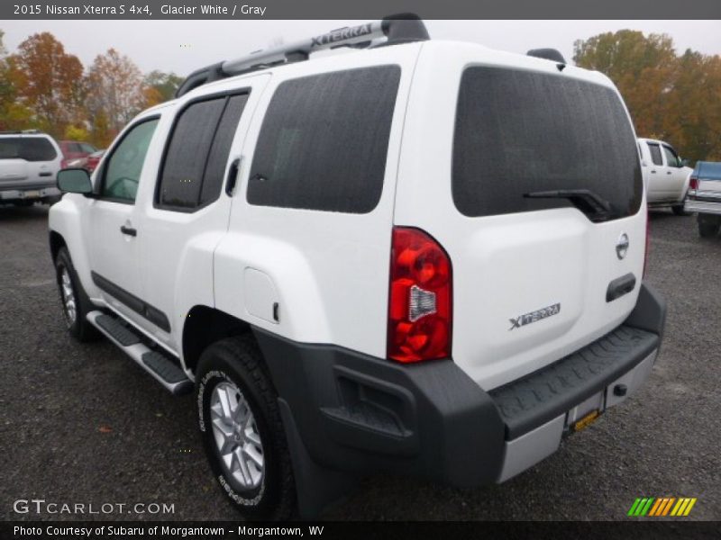 Glacier White / Gray 2015 Nissan Xterra S 4x4