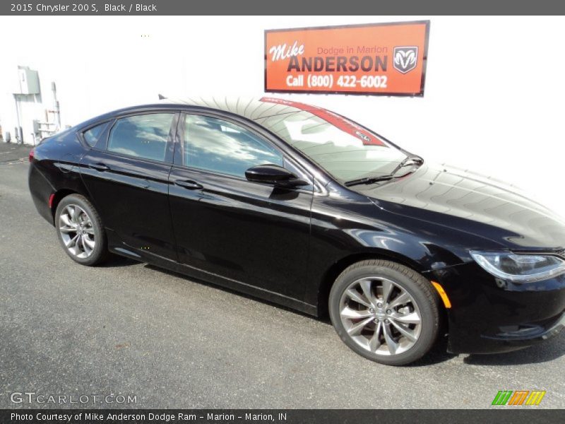 Black / Black 2015 Chrysler 200 S