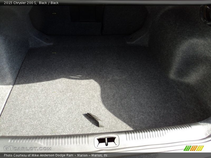 Black / Black 2015 Chrysler 200 S