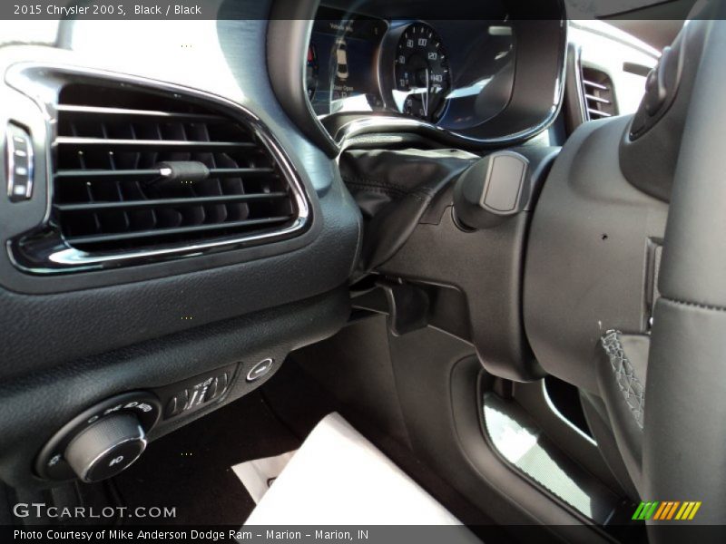 Black / Black 2015 Chrysler 200 S