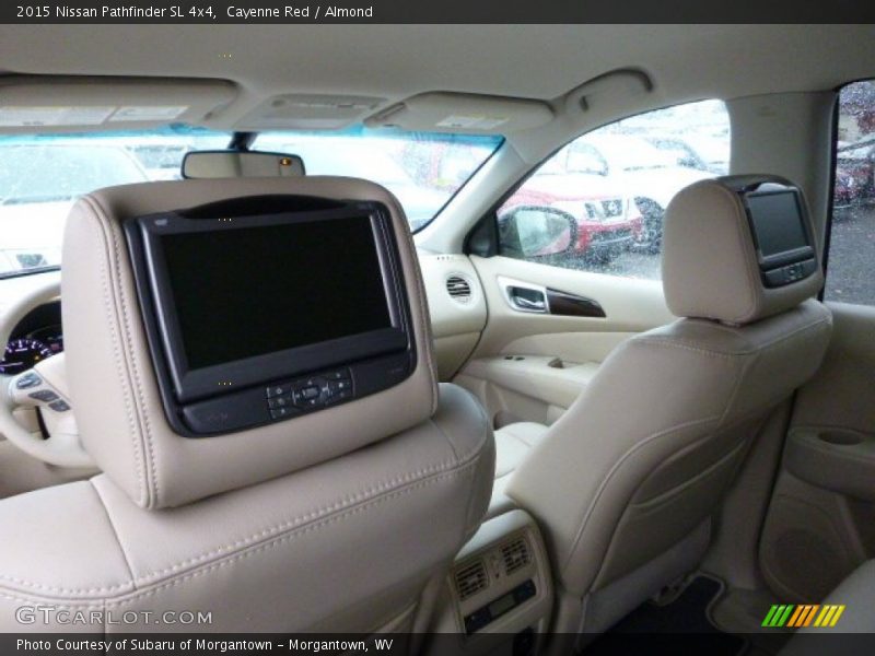 Cayenne Red / Almond 2015 Nissan Pathfinder SL 4x4