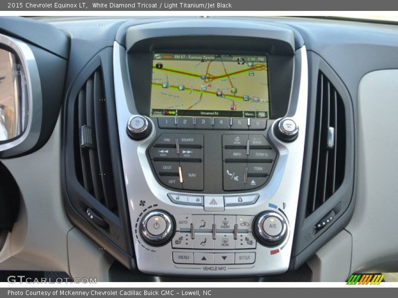 White Diamond Tricoat / Light Titanium/Jet Black 2015 Chevrolet Equinox LT