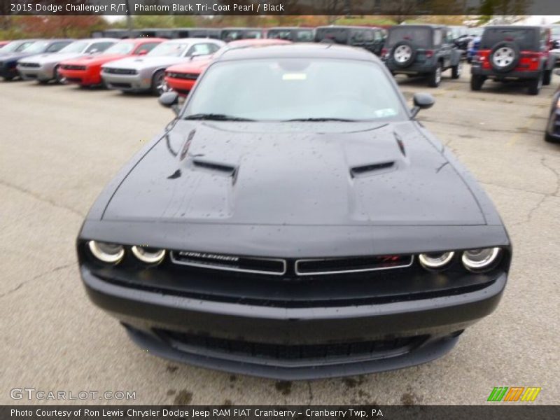 Phantom Black Tri-Coat Pearl / Black 2015 Dodge Challenger R/T