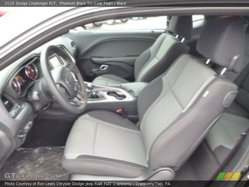 Phantom Black Tri-Coat Pearl / Black 2015 Dodge Challenger R/T