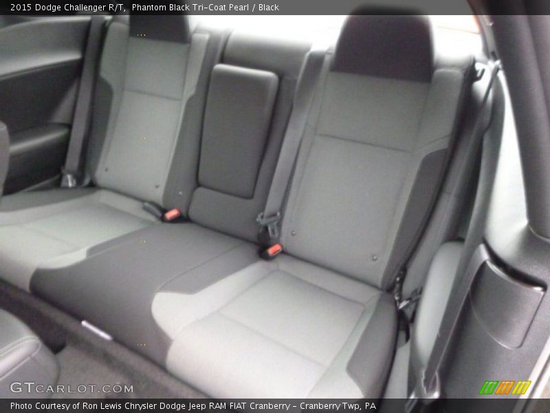 Phantom Black Tri-Coat Pearl / Black 2015 Dodge Challenger R/T