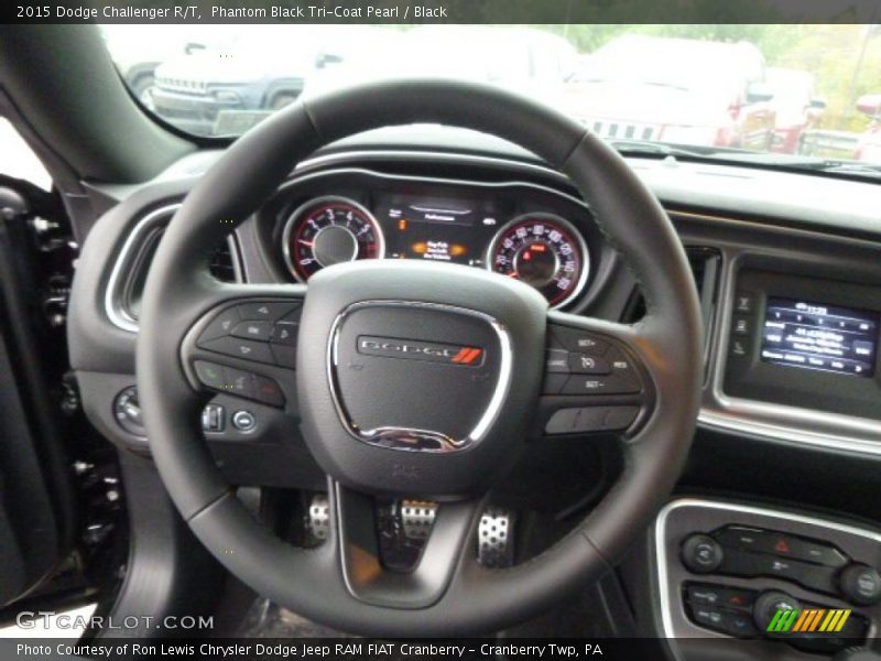 Phantom Black Tri-Coat Pearl / Black 2015 Dodge Challenger R/T