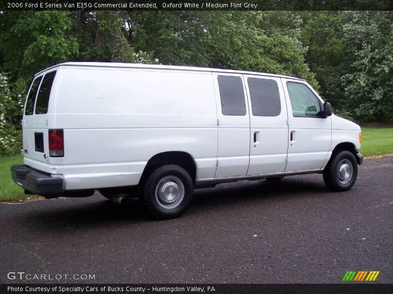 Oxford White / Medium Flint Grey 2006 Ford E Series Van E350 Commercial Extended