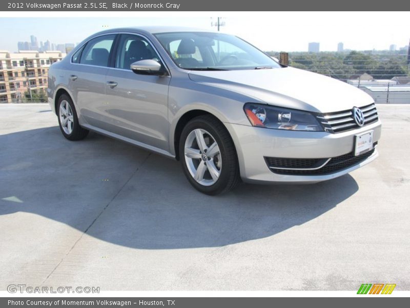 Black / Moonrock Gray 2012 Volkswagen Passat 2.5L SE