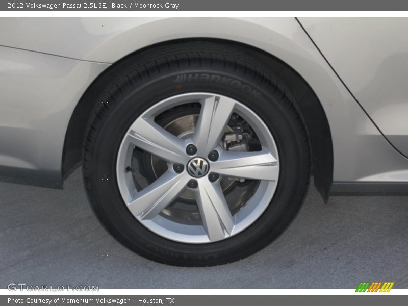 Black / Moonrock Gray 2012 Volkswagen Passat 2.5L SE