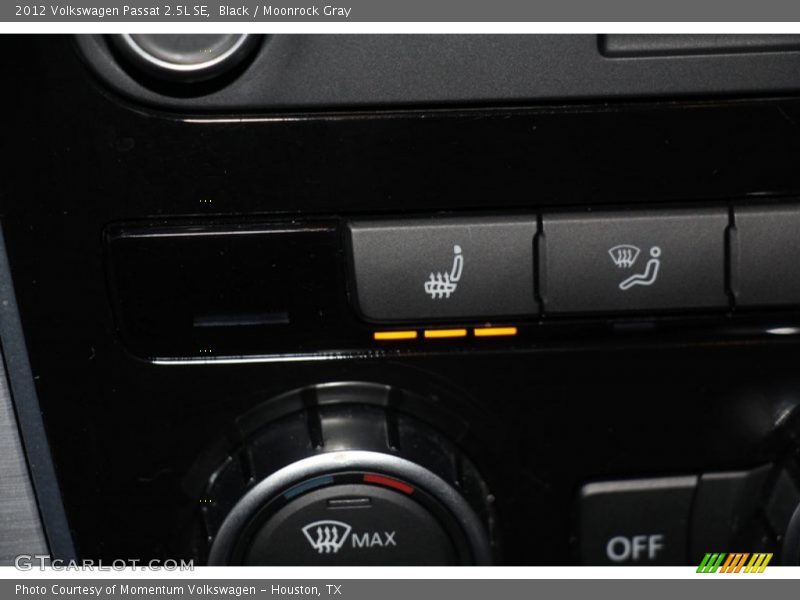 Black / Moonrock Gray 2012 Volkswagen Passat 2.5L SE