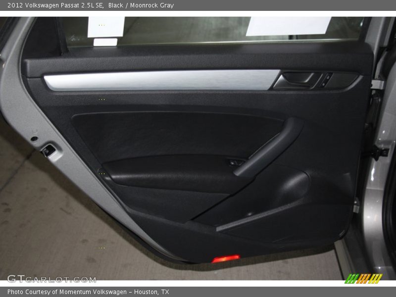 Black / Moonrock Gray 2012 Volkswagen Passat 2.5L SE