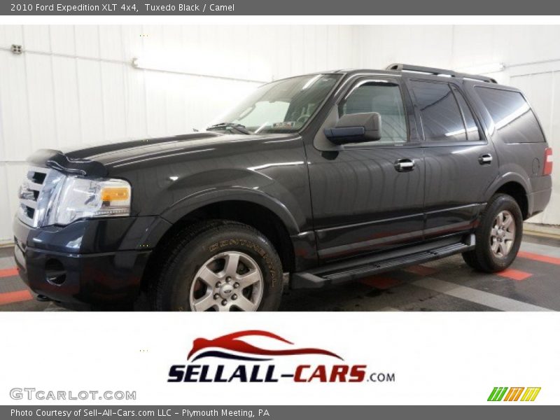 Tuxedo Black / Camel 2010 Ford Expedition XLT 4x4