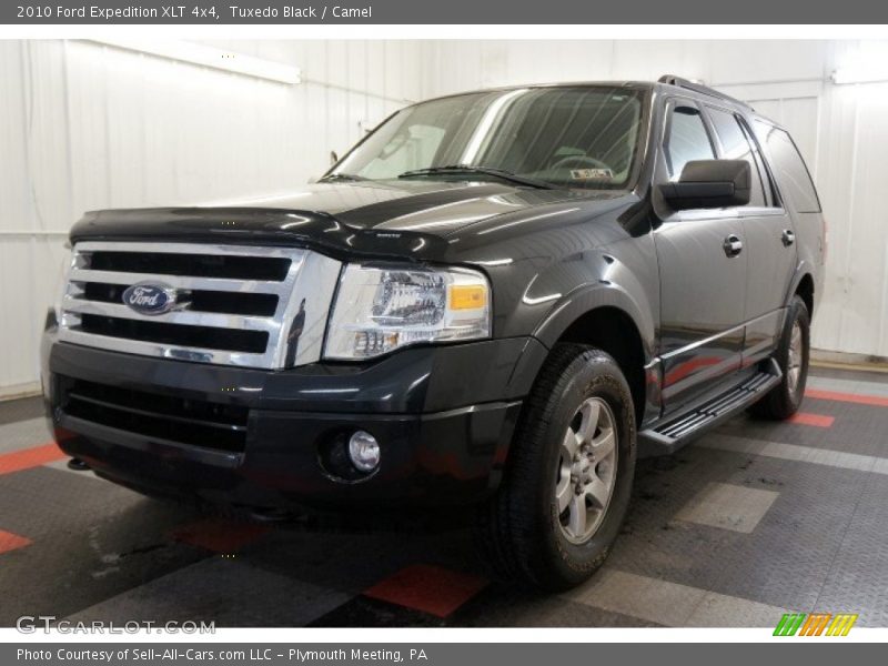 Tuxedo Black / Camel 2010 Ford Expedition XLT 4x4