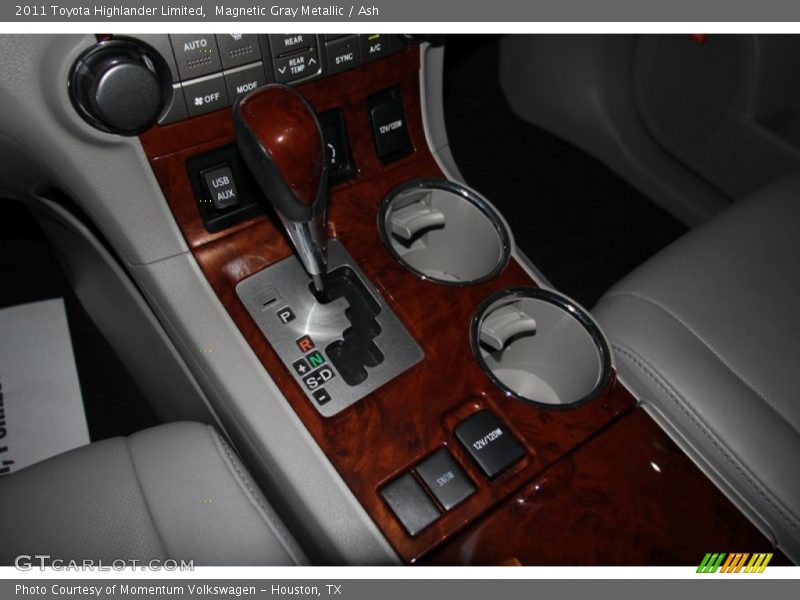 Magnetic Gray Metallic / Ash 2011 Toyota Highlander Limited
