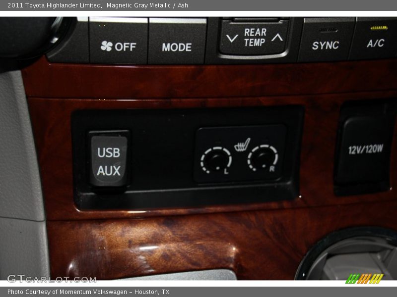 Magnetic Gray Metallic / Ash 2011 Toyota Highlander Limited