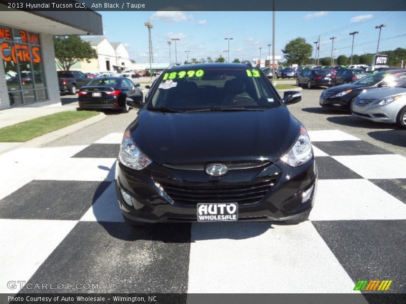 Ash Black / Taupe 2013 Hyundai Tucson GLS