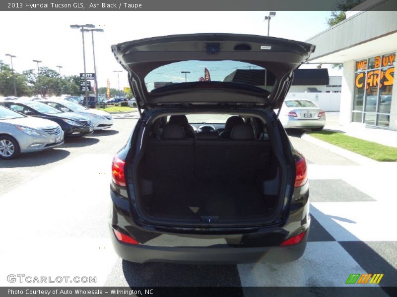 Ash Black / Taupe 2013 Hyundai Tucson GLS