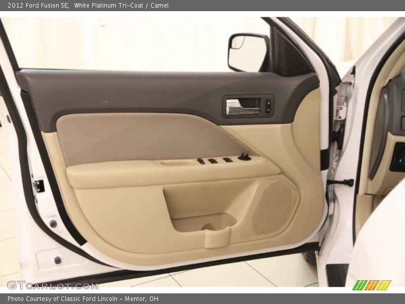 White Platinum Tri-Coat / Camel 2012 Ford Fusion SE