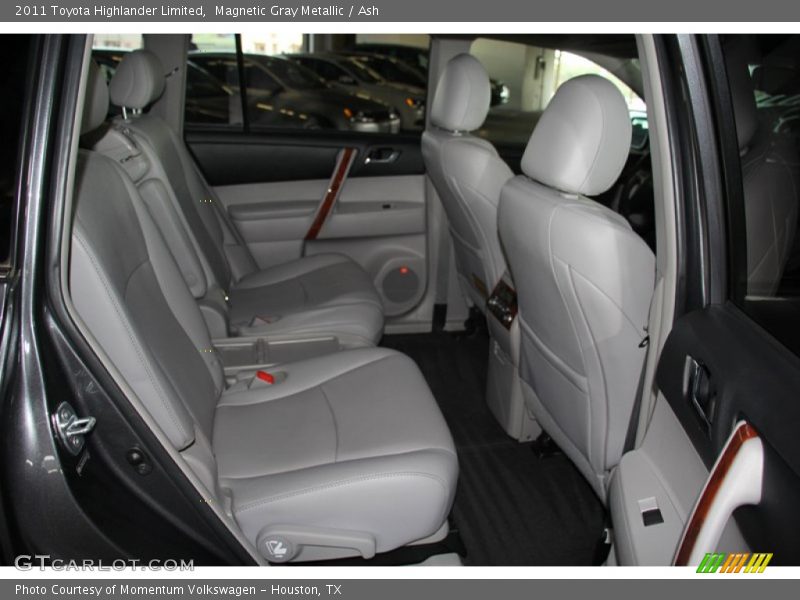 Magnetic Gray Metallic / Ash 2011 Toyota Highlander Limited
