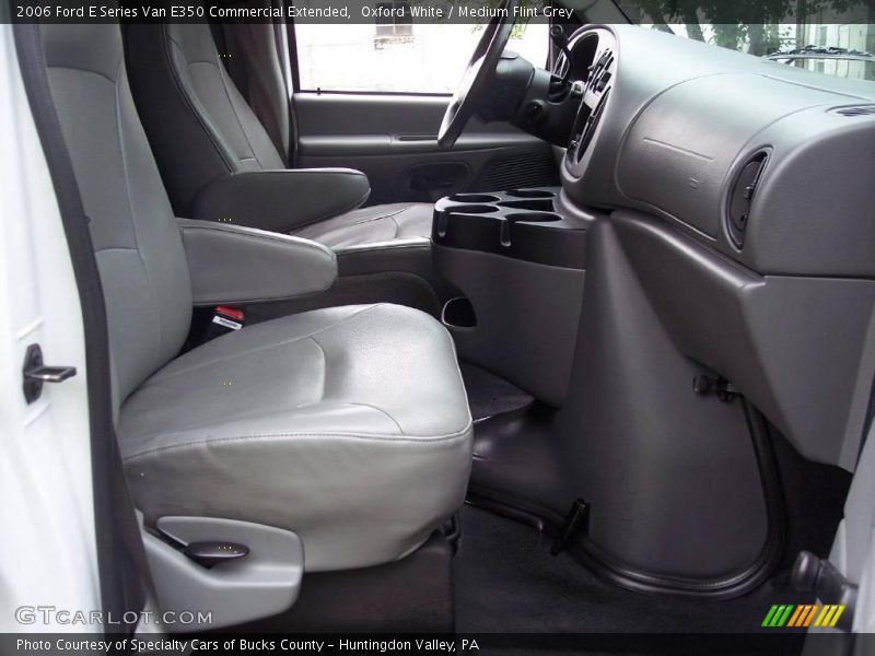 Oxford White / Medium Flint Grey 2006 Ford E Series Van E350 Commercial Extended
