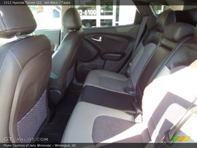 Ash Black / Taupe 2013 Hyundai Tucson GLS