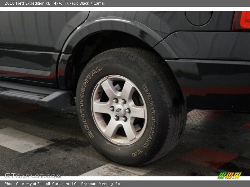Tuxedo Black / Camel 2010 Ford Expedition XLT 4x4