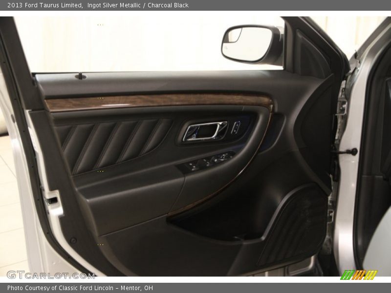 Ingot Silver Metallic / Charcoal Black 2013 Ford Taurus Limited