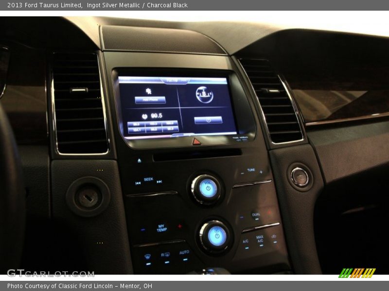 Ingot Silver Metallic / Charcoal Black 2013 Ford Taurus Limited