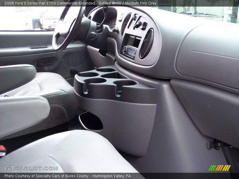 Oxford White / Medium Flint Grey 2006 Ford E Series Van E350 Commercial Extended