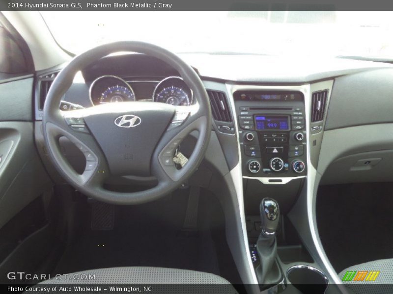 Phantom Black Metallic / Gray 2014 Hyundai Sonata GLS