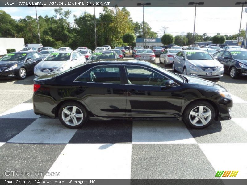 Attitude Black Metallic / Black/Ash 2014 Toyota Camry SE