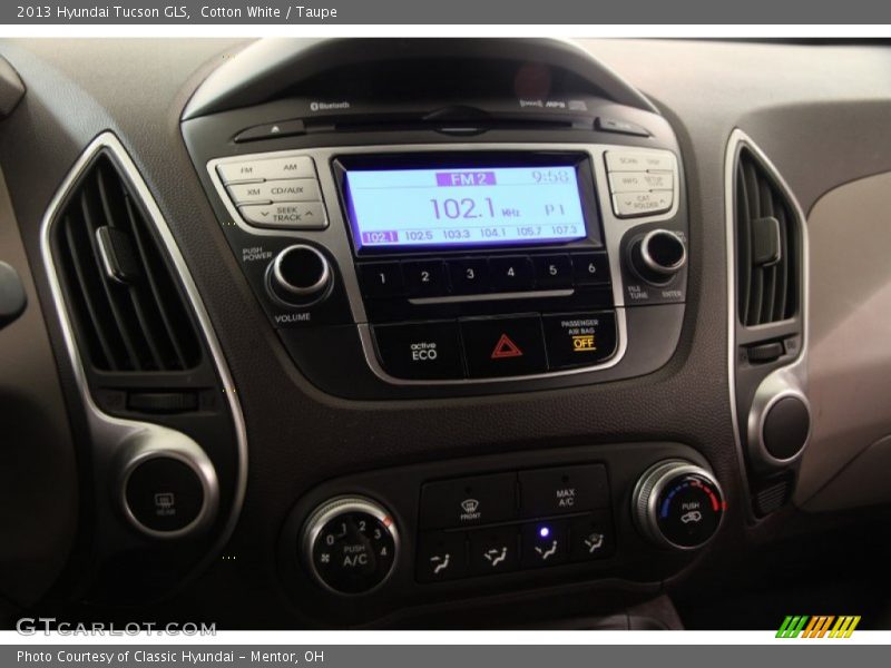 Cotton White / Taupe 2013 Hyundai Tucson GLS