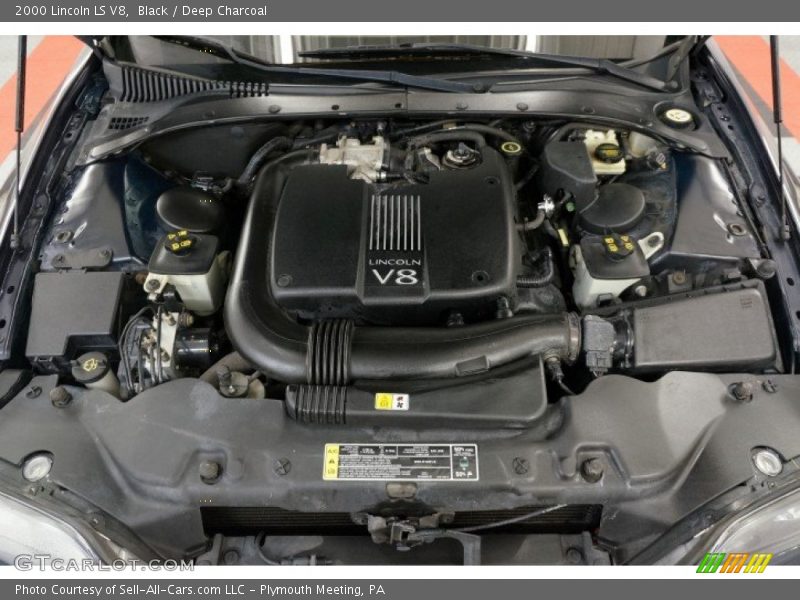 Black / Deep Charcoal 2000 Lincoln LS V8