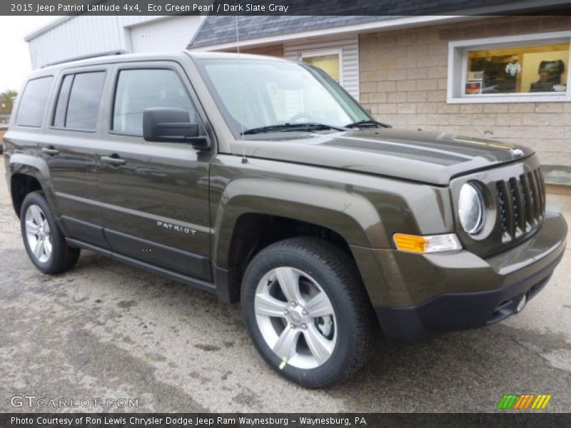 Front 3/4 View of 2015 Patriot Latitude 4x4