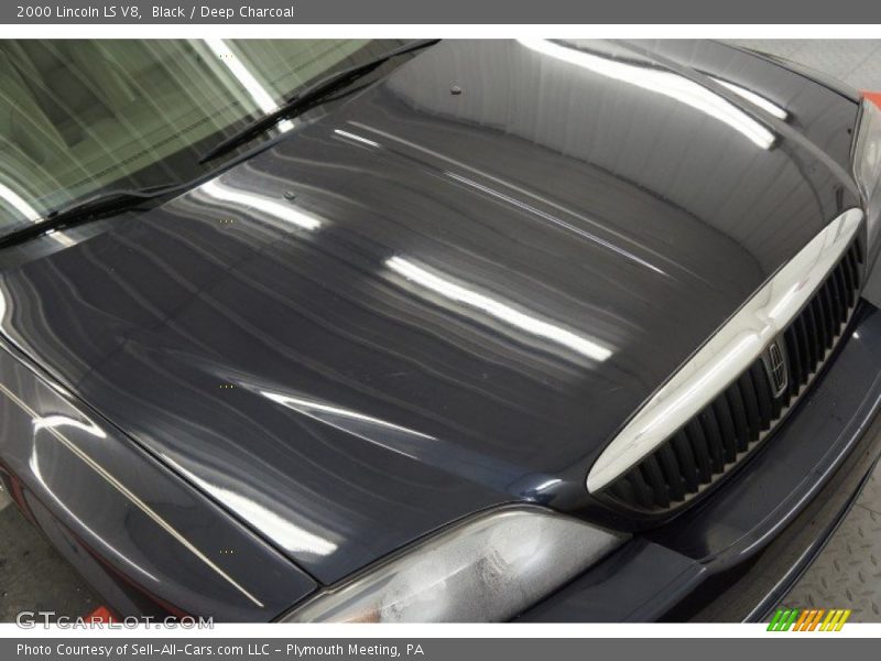 Black / Deep Charcoal 2000 Lincoln LS V8