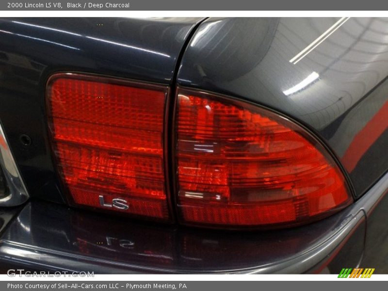 Black / Deep Charcoal 2000 Lincoln LS V8