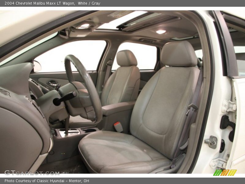 White / Gray 2004 Chevrolet Malibu Maxx LT Wagon