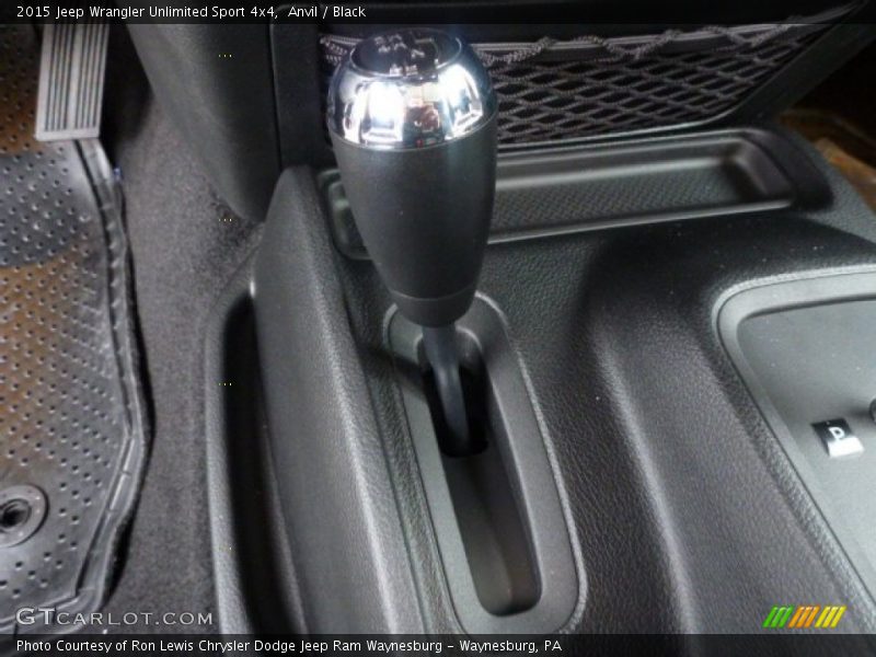 Anvil / Black 2015 Jeep Wrangler Unlimited Sport 4x4