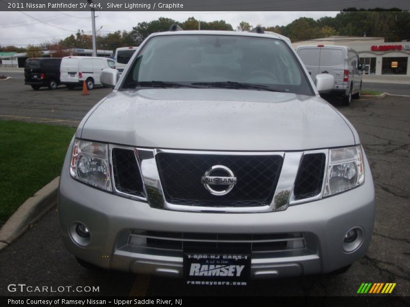 Silver Lightning / Graphite 2011 Nissan Pathfinder SV 4x4